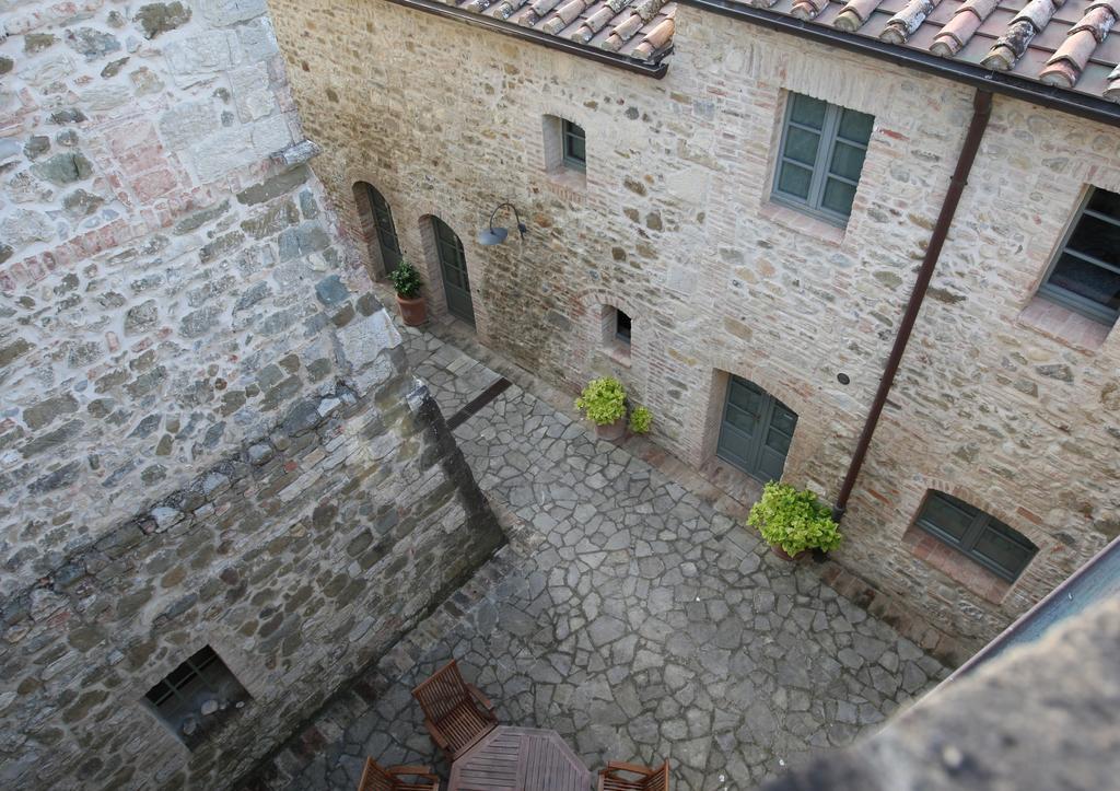 Residence Castello Di Orgiale Castelnuovo Berardenga Exterior foto